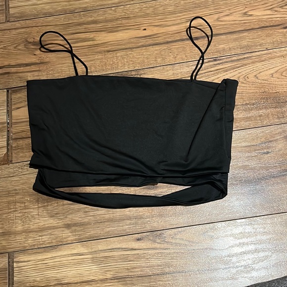 Cut out cami top - Picture 4 of 5